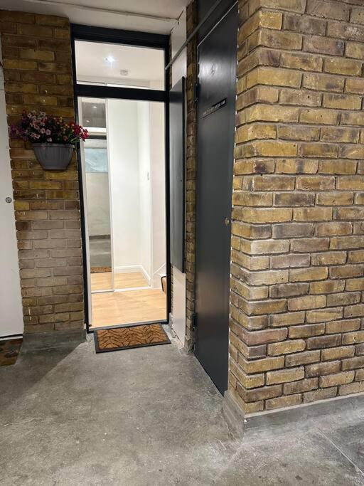 Stylish, Smart & Fun 4 Bed Home London Eksteriør billede