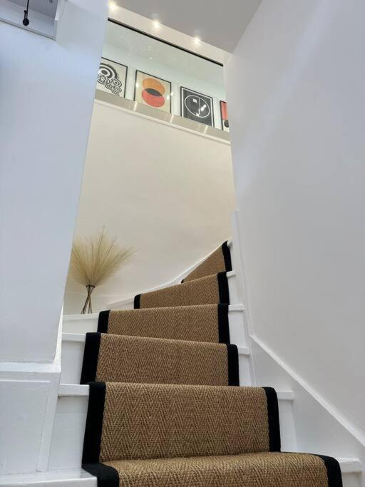 Stylish, Smart & Fun 4 Bed Home London Eksteriør billede