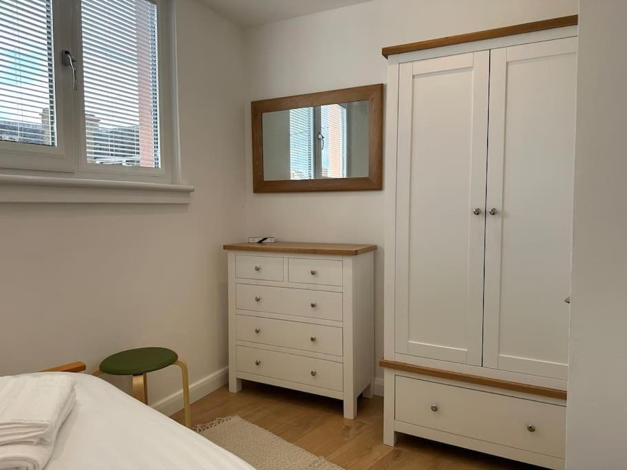 Stylish, Smart & Fun 4 Bed Home London Eksteriør billede